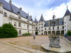 Château de Chaumont, cour intérieure-CC BY-NC Jacques BOUBY
