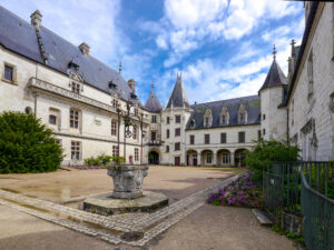 Château de Chaumont, cour intérieure-CC BY-NC Jacques BOUBY