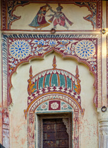 Shekhawati, fresques, cour des femmes d'une haveli -CC BY-NC Jacques BOUBY
