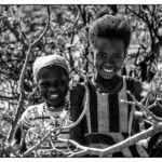 Enfants parmi les baobabs du chacal-CC BY-NC Jacques BOUBY