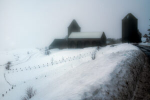 Aubrac, Dômerie dans le brouillard d'hiver-CC BY-NC Jacques BOUBY